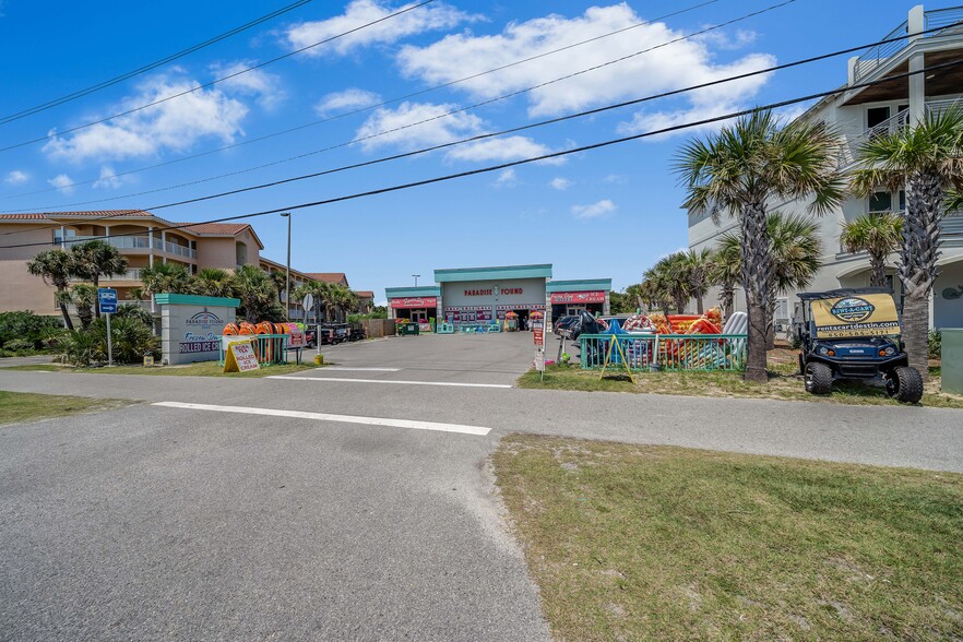 2052 Scenic Gulf Dr, Miramar Beach, FL for sale - Building Photo - Image 2 of 8