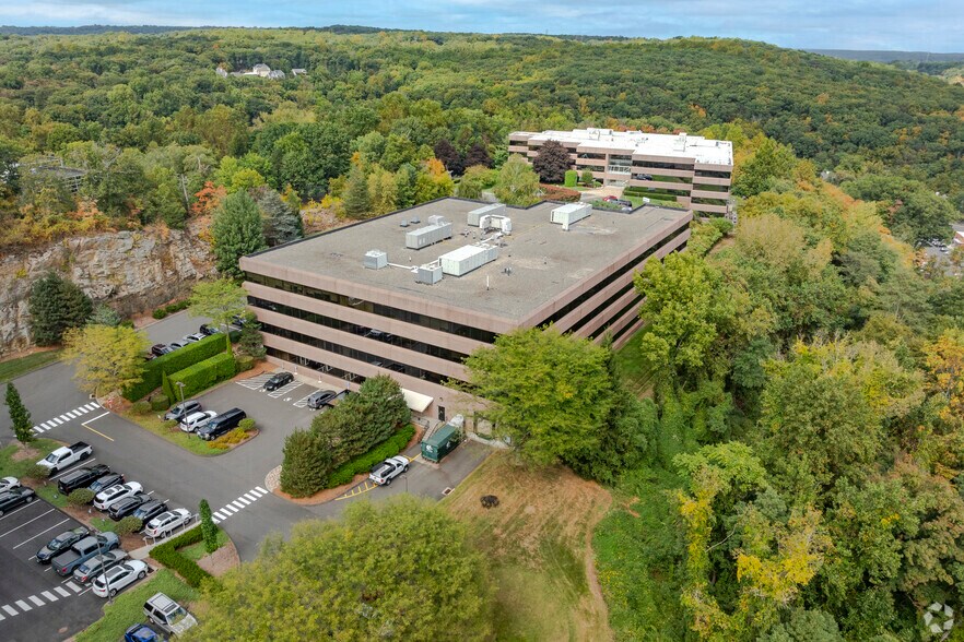 3 Enterprise Dr, Shelton, CT à louer - Photo du bâtiment - Image 3 de 21