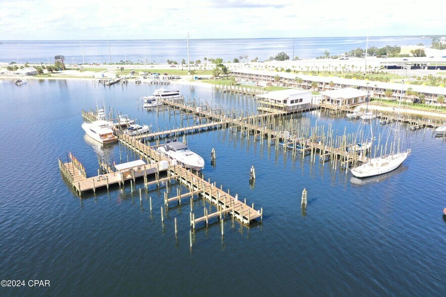 5300 Highway 98 Hwy, Panama City, FL à louer - Photo du bâtiment - Image 2 de 30