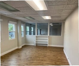 6121 Vallejo St, Emeryville, CA à louer Photo du bâtiment- Image 2 de 5