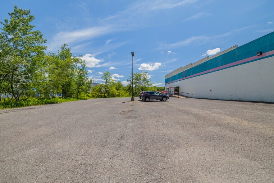 5357 Development Park Dr, Pocono Summit, PA à vendre - Photo du bâtiment - Image 3 de 28