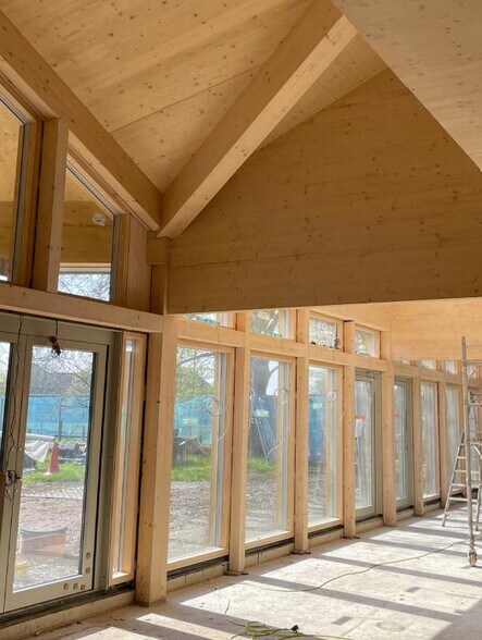 1602 Great Cambridge Rd, Enfield à vendre - Photo intérieure - Image 3 de 6