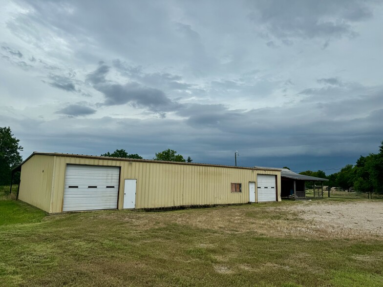 2107 19 & 24 Street hwy, Paris, TX for sale - Building Photo - Image 2 of 17