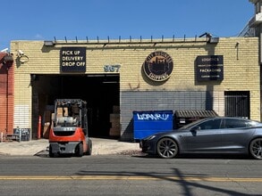963-967 E 12th St, Los Angeles, CA for lease Interior Photo- Image 1 of 1