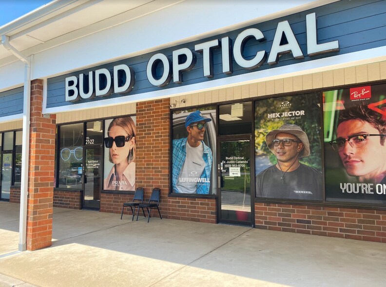 175 Route 70, Medford, NJ à louer - Photo du bâtiment - Image 2 de 6