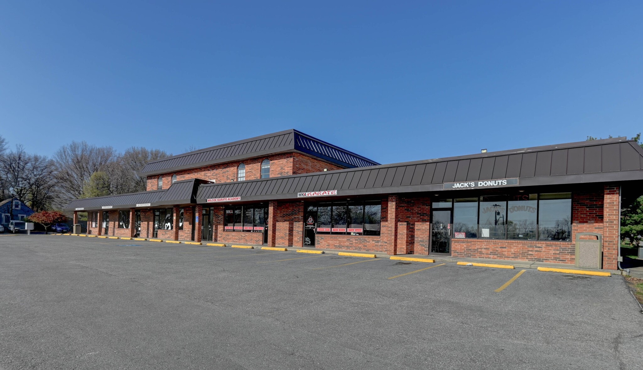 2400 S Lee's Summit Rd, Independence, MO for lease Primary Photo- Image 1 of 11