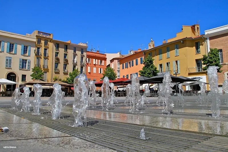 Flex in Perpignan for sale Building Photo- Image 1 of 3