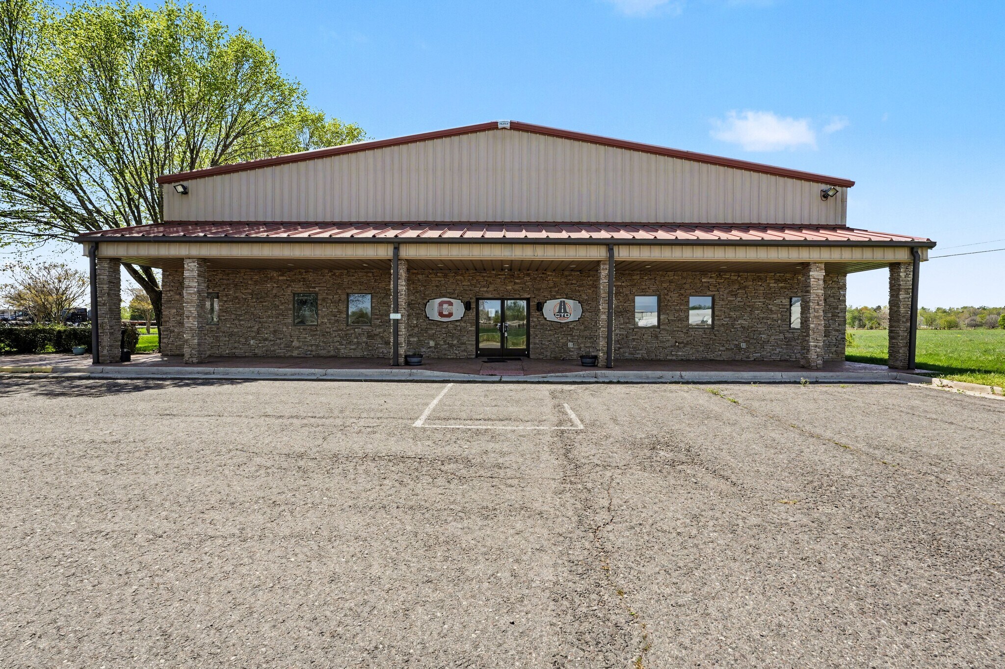 11084 Dennis W Kerns Pky, King George, VA à vendre Photo du bâtiment- Image 1 de 37