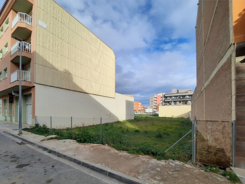 2 parcelas de suelo urbano en Amposta portfolio of 2 properties for sale on LoopNet.ca - Building Photo - Image 1 of 5