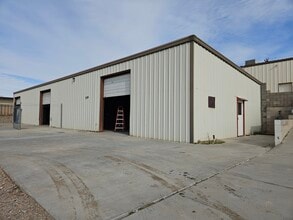 1470 E Gardena Rd, Fort Mohave, AZ for lease Interior Photo- Image 1 of 13