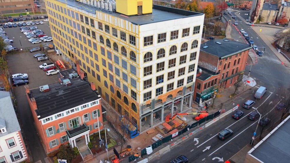 19 Elm St, New Haven, CT à louer - Vidéo sur l’inscription commerciale - Image 2 de 2