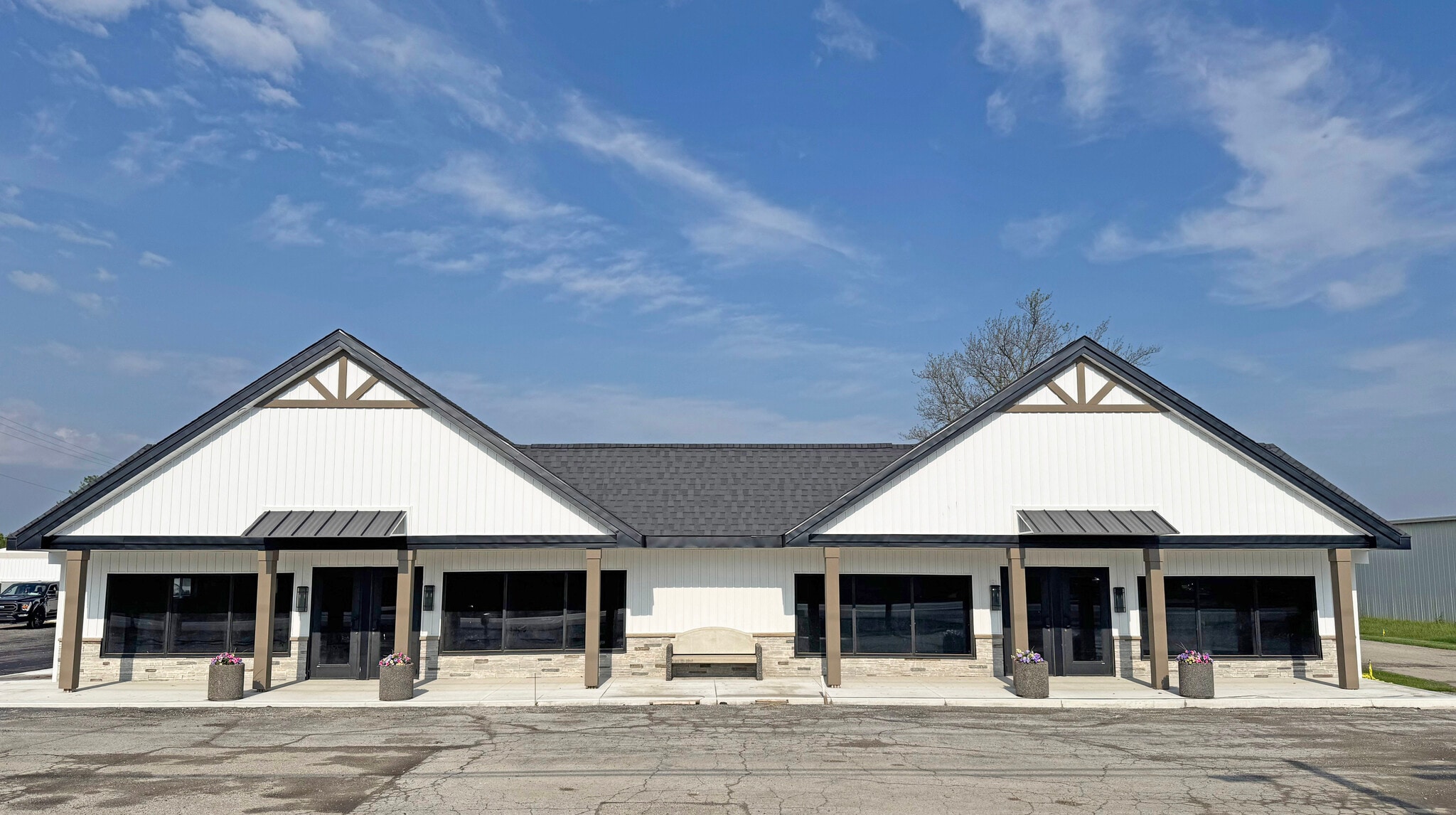 10018 N State Road 1, Ossian, IN for lease Primary Photo- Image 1 of 8
