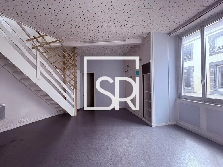 Retail in Clermont-Ferrand for sale - Building Photo - Image 3 of 20