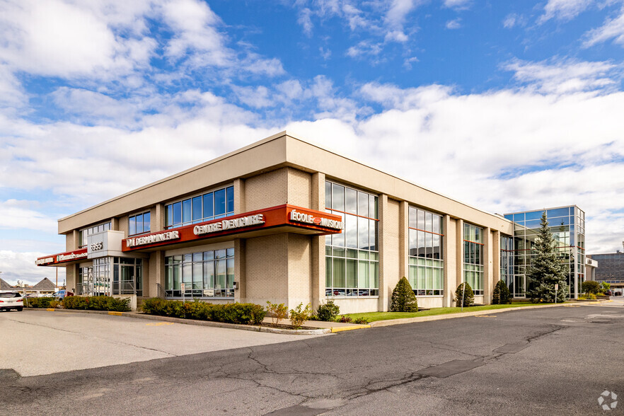 6955 Boul Taschereau, Brossard, QC à louer - Photo du bâtiment - Image 1 de 6