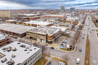 9250-9256 Boul de l'Acadie, Montréal, QC - Aérien  Vue de la carte