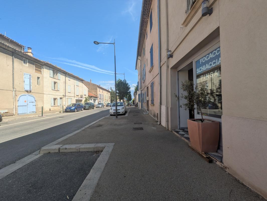 Retail in Meyrargues for sale Building Photo- Image 1 of 8