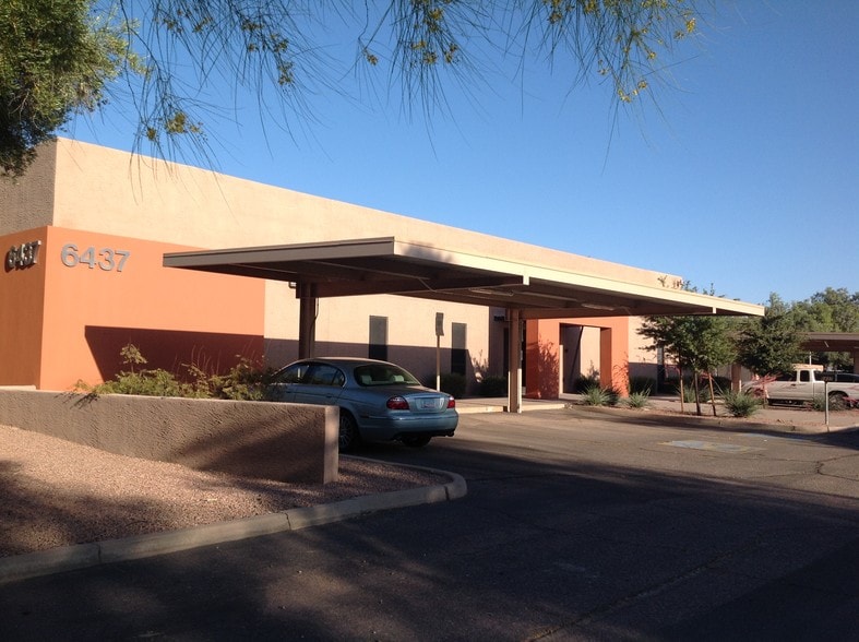 6437 W Chandler Blvd, Chandler, AZ for lease - Primary Photo - Image 1 of 11