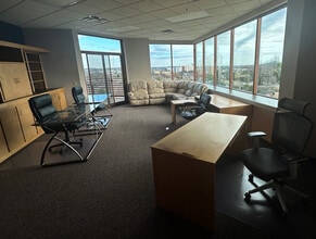 810 Dominican Dr, Nashville, TN for lease Interior Photo- Image 1 of 2