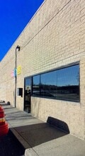 91 Moffitt Blvd, Bay Shore, NY for lease Building Photo- Image 1 of 2