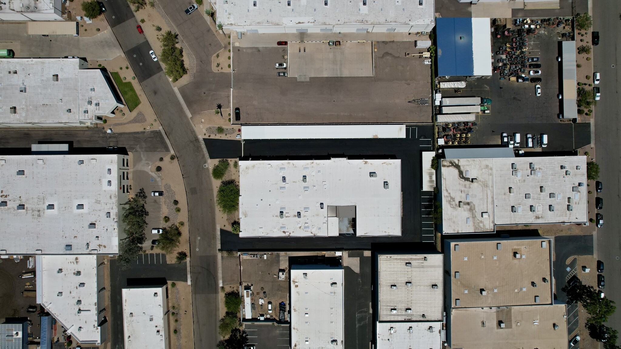 3325 E Wier Ave, Phoenix, AZ à vendre Photo du bâtiment- Image 1 de 8