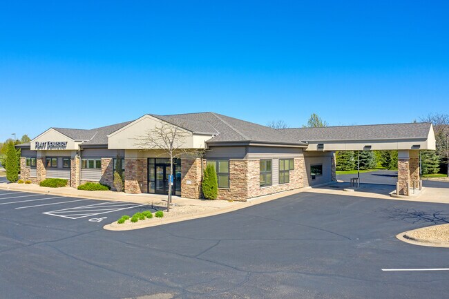 Plus de détails pour 11175 205th St W, Lakeville, MN - Commerce de détail à louer