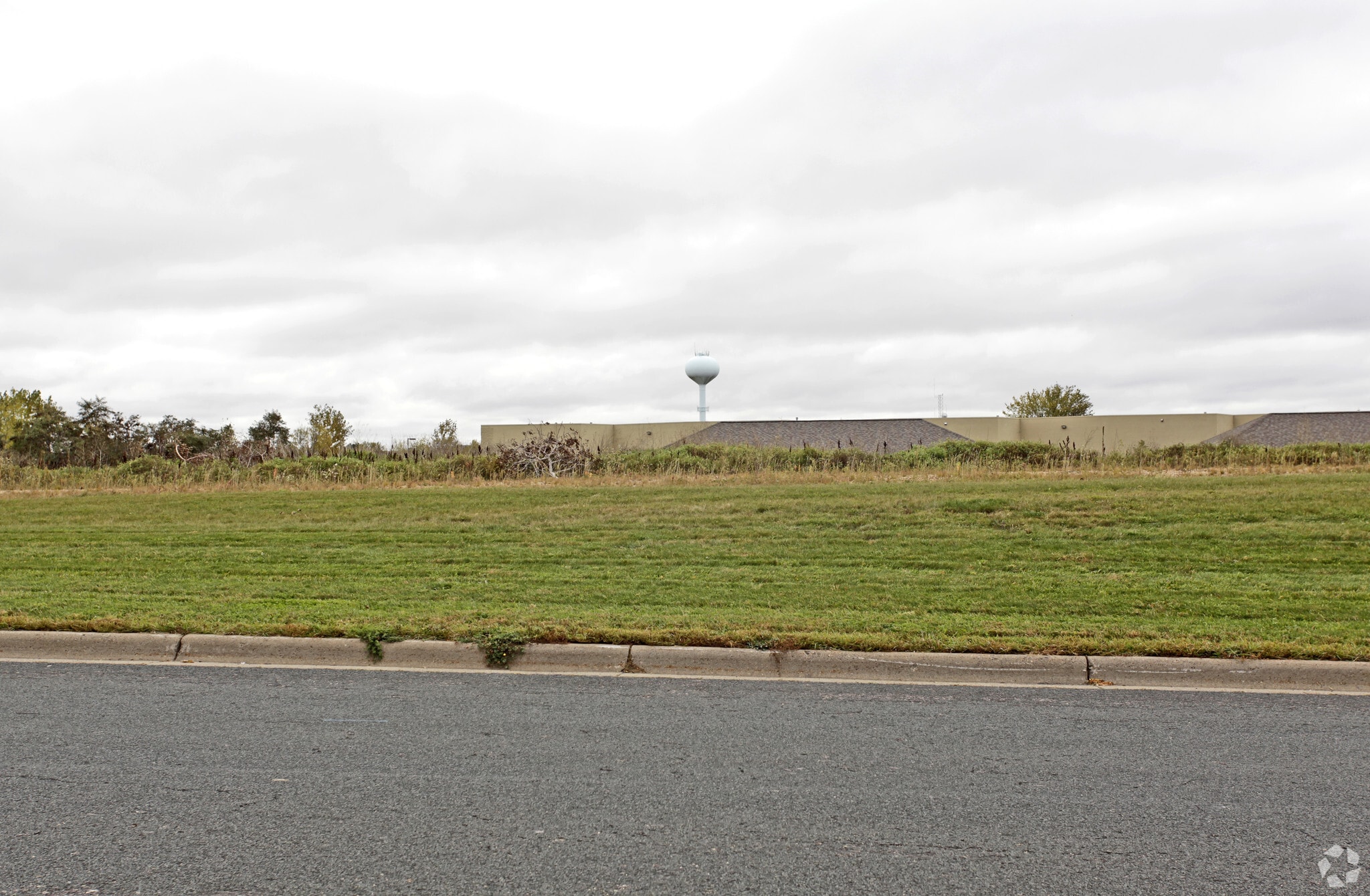 1001 18th Ave NW, Austin, MN for lease Building Photo- Image 1 of 5