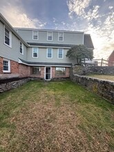 381 Hubbard St, Glastonbury, CT for lease Building Photo- Image 1 of 8