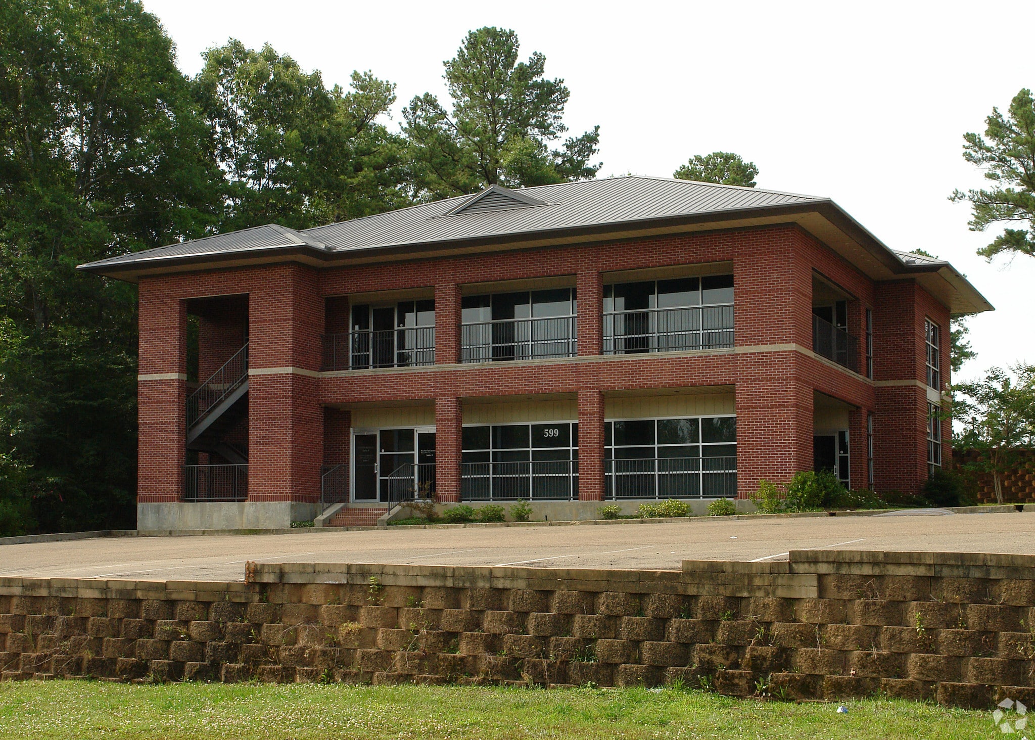 599 Northpark Dr, Ridgeland, MS for sale Primary Photo- Image 1 of 3