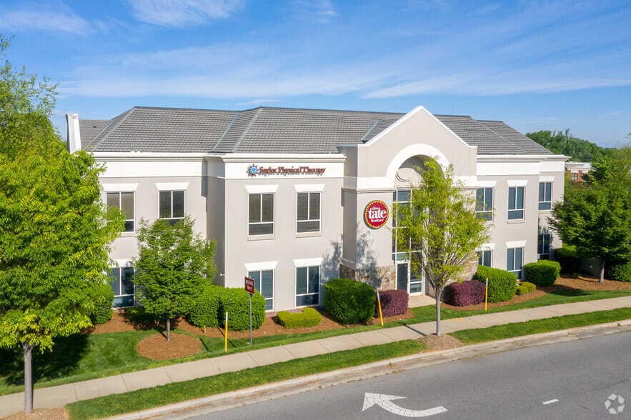 19460 Old Jetton Rd, Cornelius, NC for lease - Building Photo - Image 1 of 11