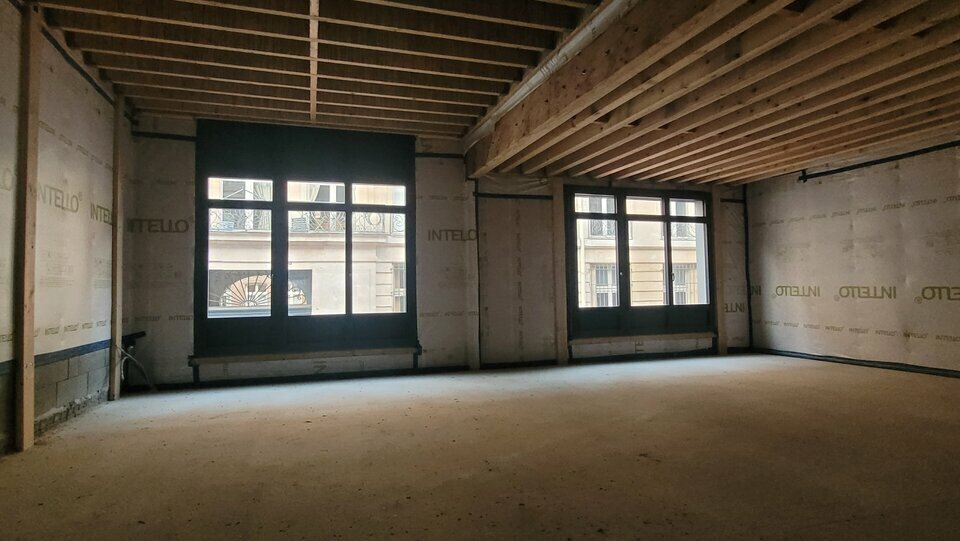 Office in Rouen for lease - Interior Photo - Image 3 of 6