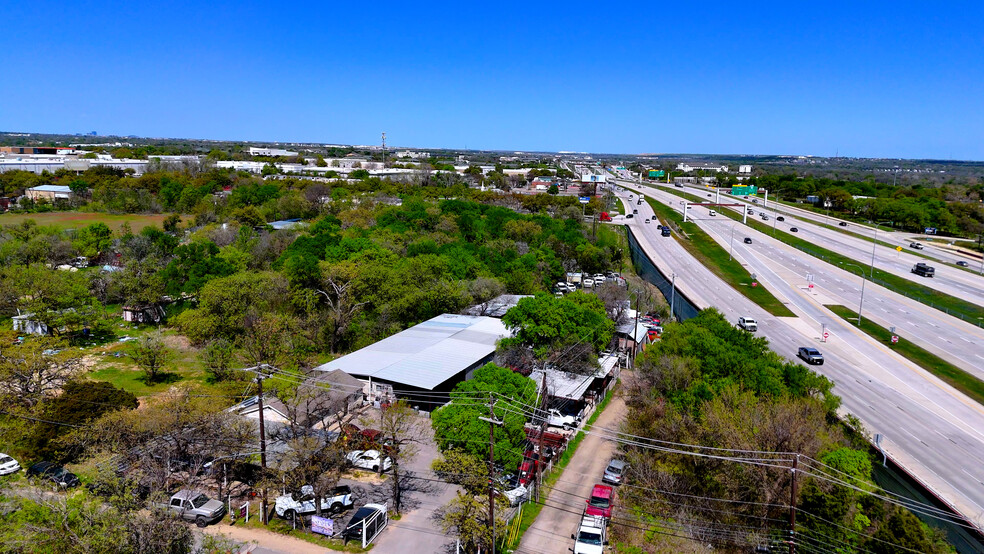 6504 Wilcab Rd, Austin, TX à vendre - Photo principale - Image 1 de 7