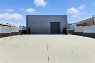 23120 Mariposa Ave, Torrance, CA for sale Interior Photo- Image 1 of 8