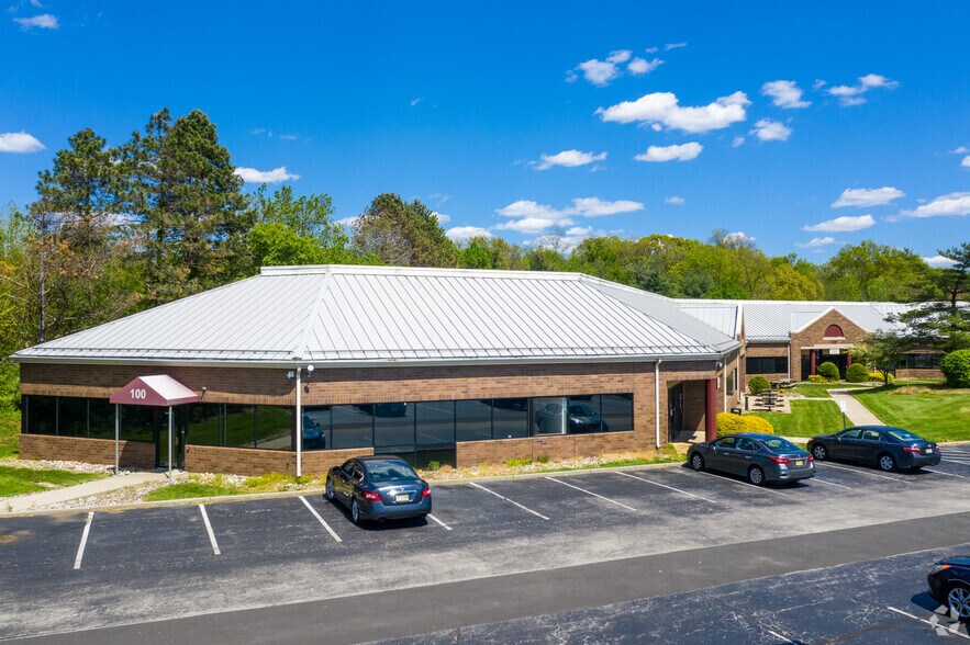 53 Haddonfield Rd, Cherry Hill, NJ à louer - Photo du bâtiment - Image 2 de 6