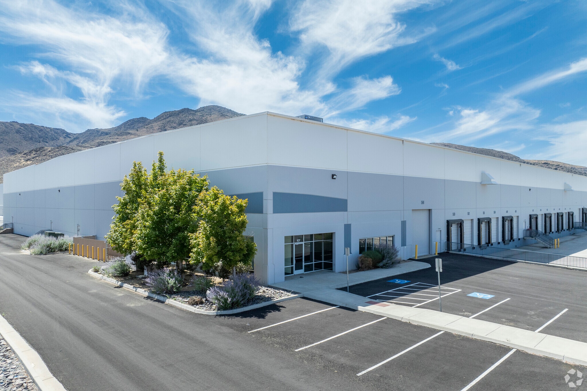 775 Waltham Way, Sparks, NV for lease Primary Photo- Image 1 of 33
