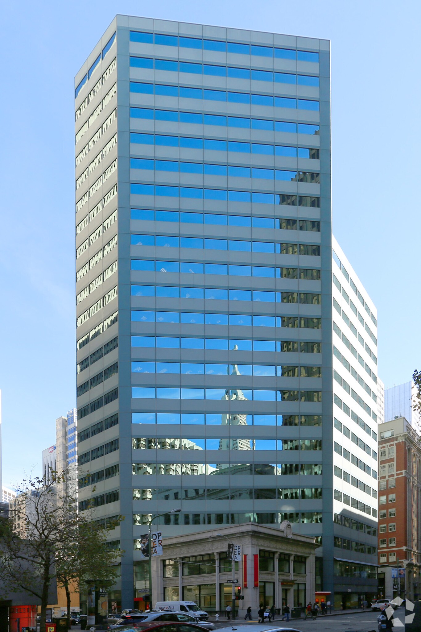 353 Sacramento St, San Francisco, CA à louer Photo du bâtiment- Image 1 de 15