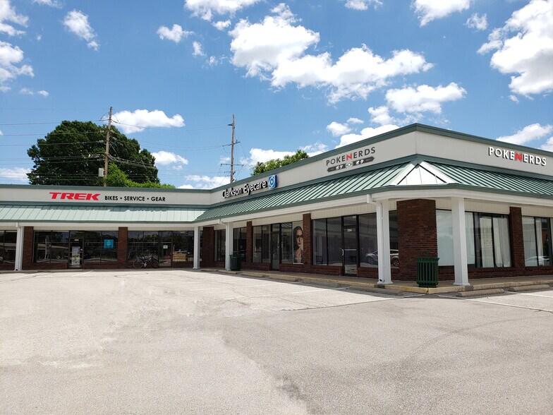 372-394 Mid Rivers Mall Dr, Saint Charles, MO for lease - Building Photo - Image 1 of 5