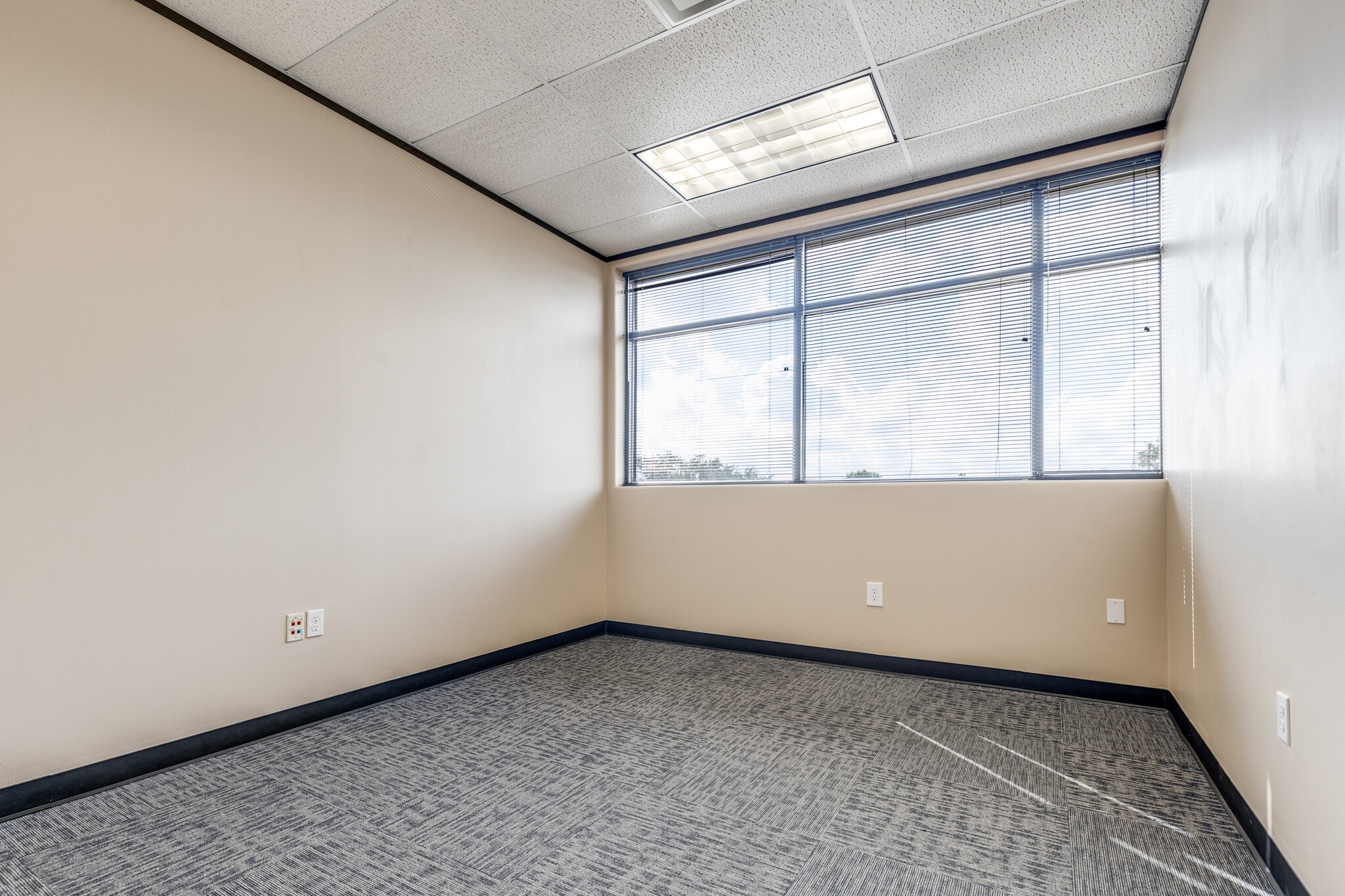 14521 Old Katy Rd, Houston, TX for lease Interior Photo- Image 1 of 2