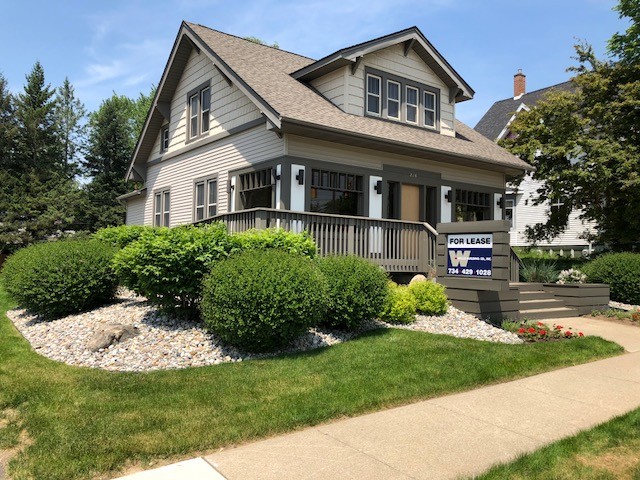 216 W Michigan Ave, Saline, MI for sale - Primary Photo - Image 1 of 1