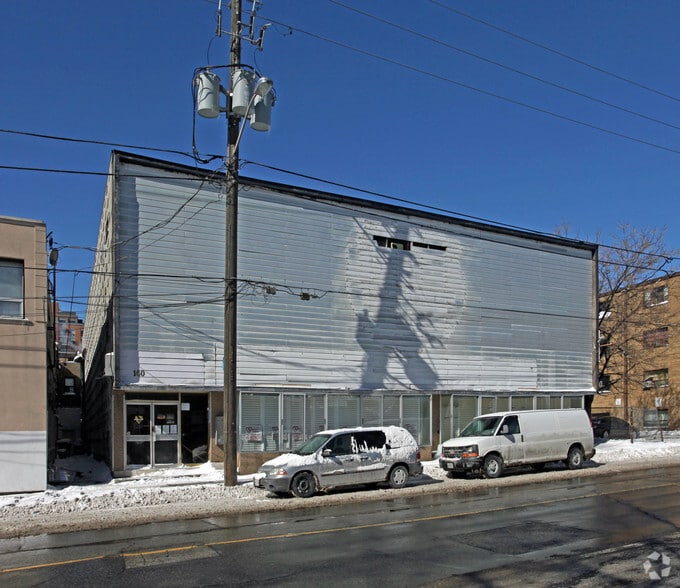 160 Islington Ave, Toronto, ON à vendre - Photo principale - Image 1 de 1