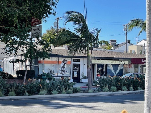 3701-3711 E Coast Hwy, Corona del Mar, CA for lease - Primary Photo - Image 1 of 10