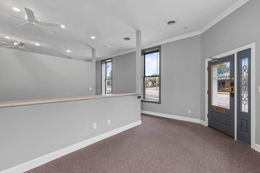 218 Main St, Nettleton, MS à vendre - Hall d’entrée - Image 3 de 9