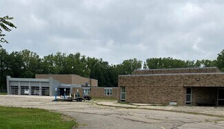 Plus de détails pour 155 E Glass Rd, Ortonville, MI - Spécialité à vendre