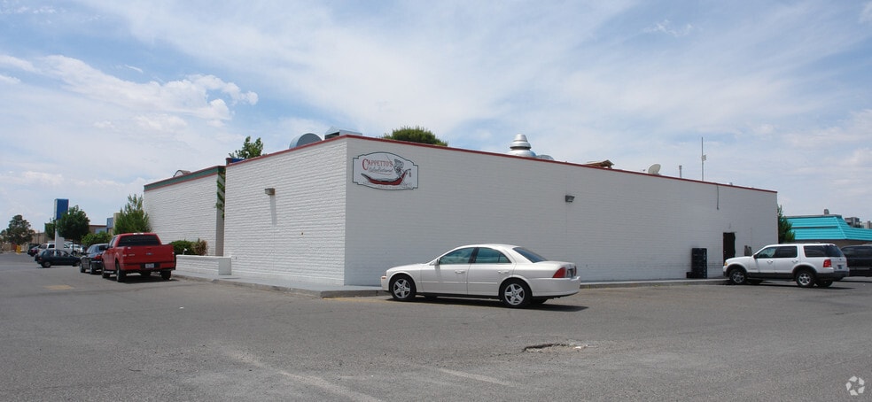 2285 Trawood Dr, El Paso, TX à louer - Photo du bâtiment - Image 2 de 5