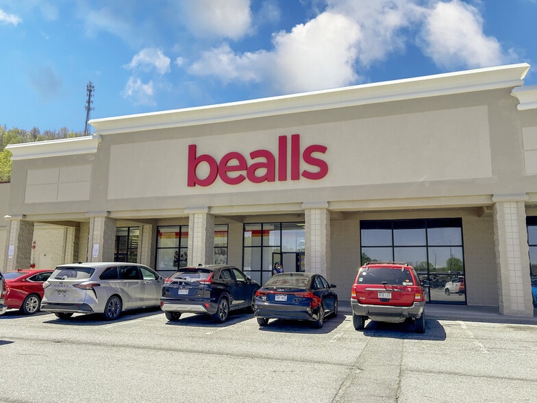 201 Greasey Ridge Rd, Princeton, WV à louer - Photo du bâtiment - Image 3 de 5