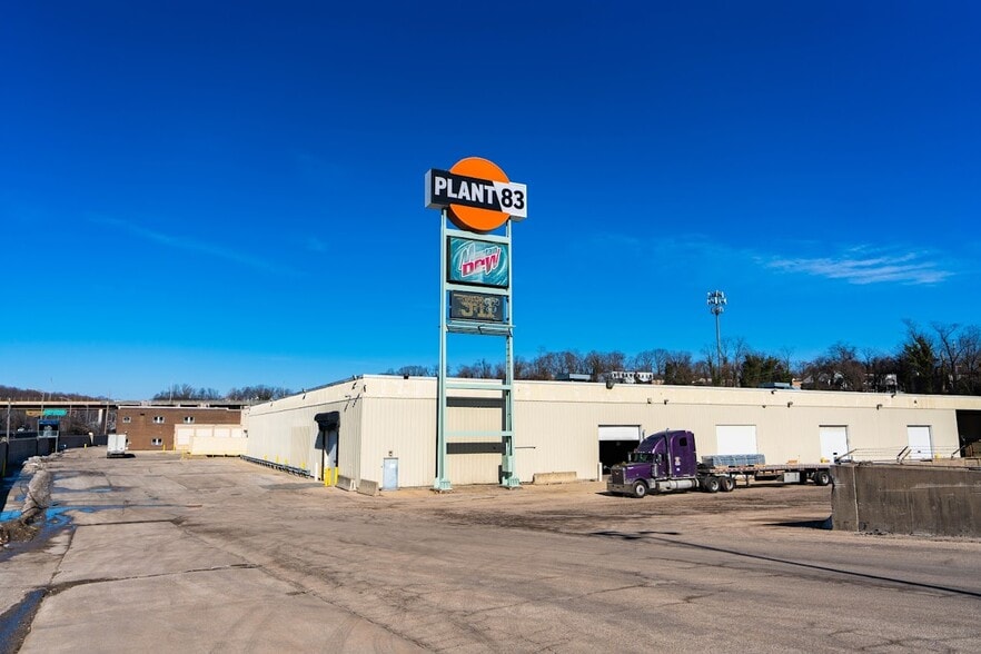 1650 Union Ave, Baltimore, MD for lease - Building Photo - Image 3 of 10