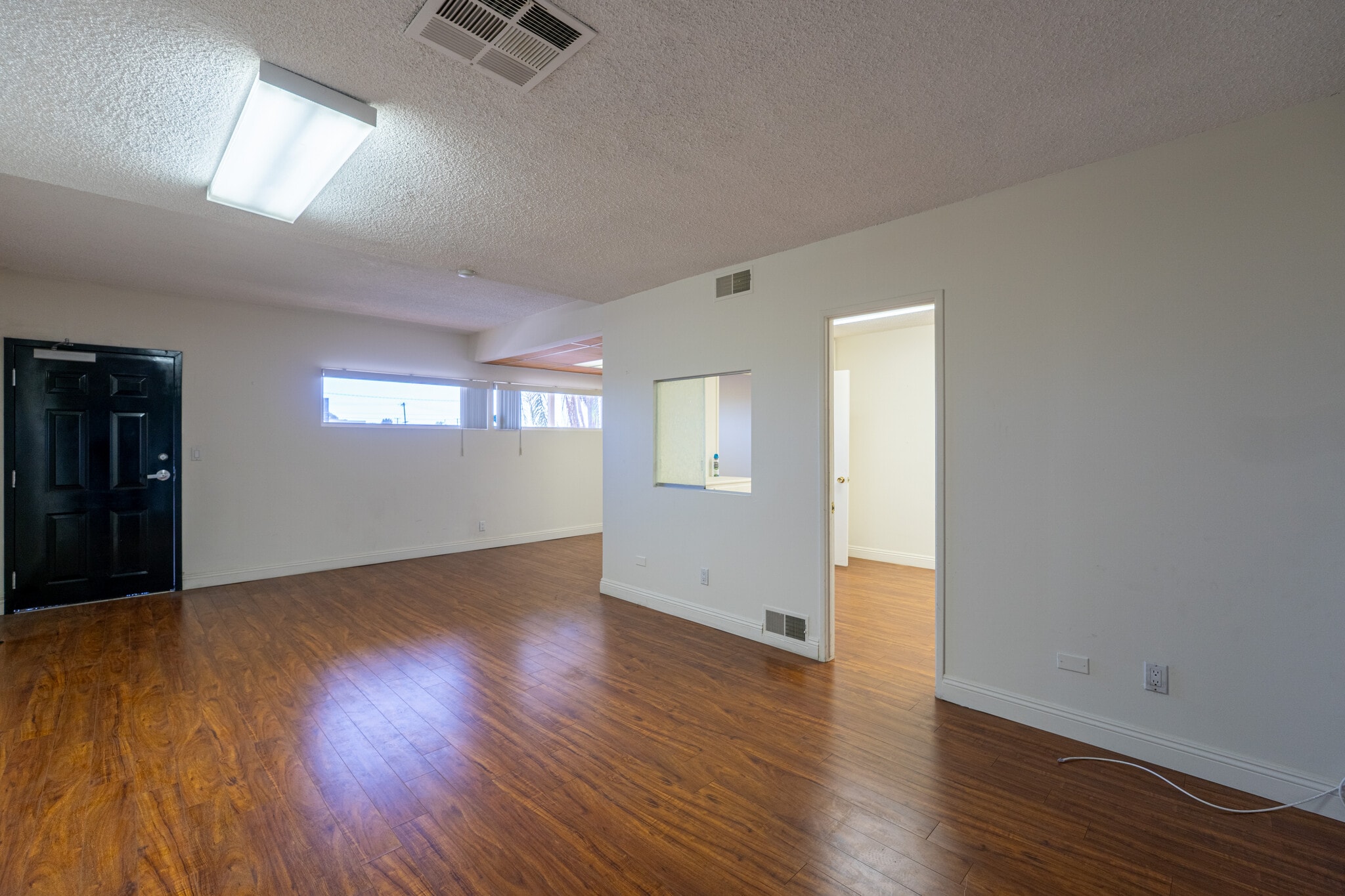 11751 Slauson Ave, Santa Fe Springs, CA à louer Photo intérieure- Image 1 de 17