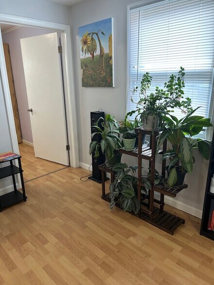 15 Pray St, Amherst, MA à louer - Photo intérieure - Image 3 de 7