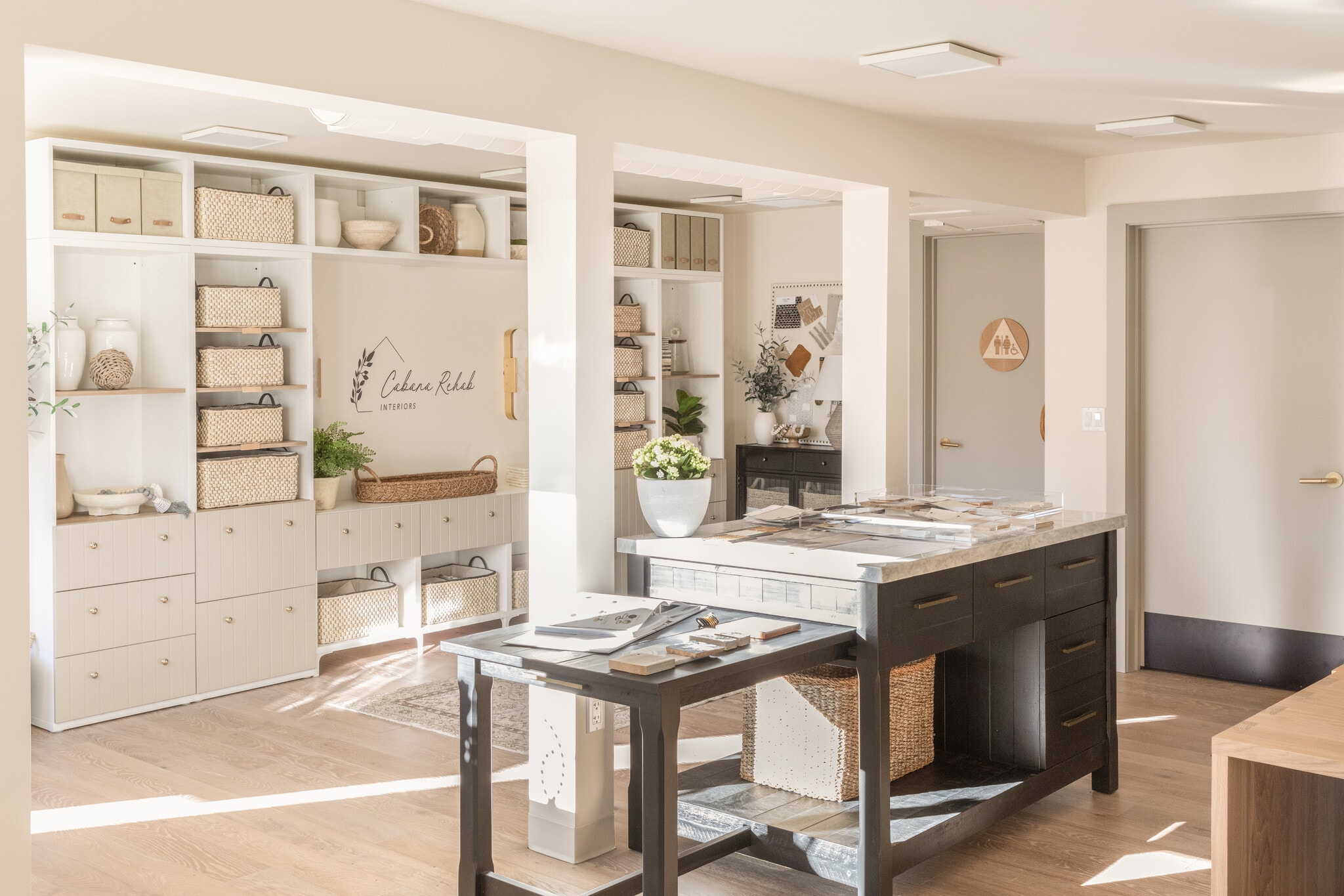 160-164 Los Gatos Saratoga Rd, Los Gatos, CA for lease Interior Photo- Image 1 of 4