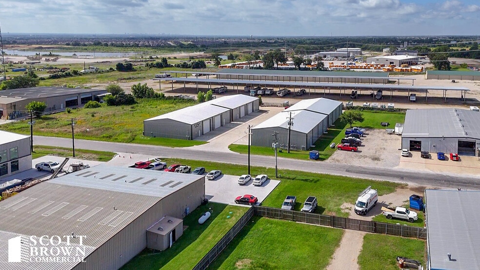 14566 Industrial Park, Aubrey, TX for sale - Primary Photo - Image 1 of 14