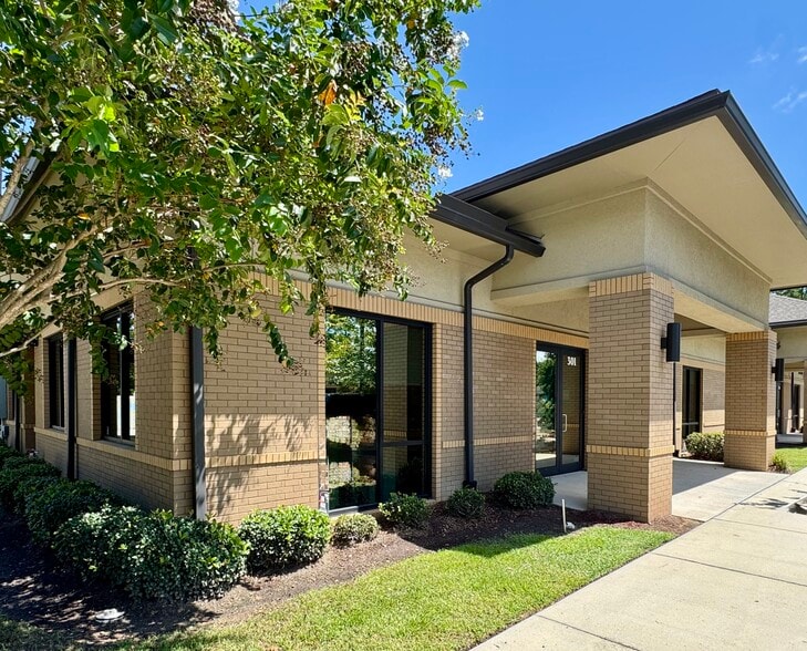 3003 Claire Ln, Jacksonville, FL for lease - Building Photo - Image 3 of 26